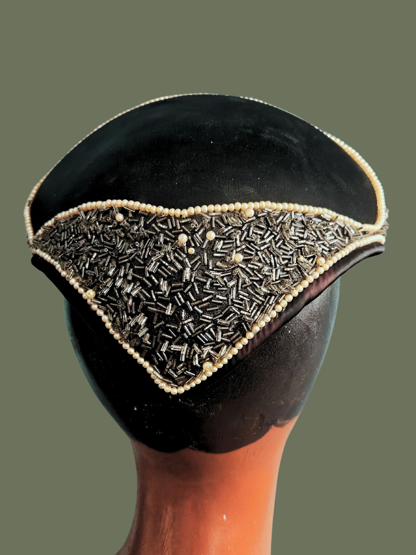 Vintage Tri-Corner Topper