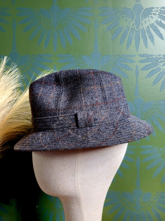 HAT49 - Vintage Doria Gruppo Borsalino Wool Stingy Brim Fedora