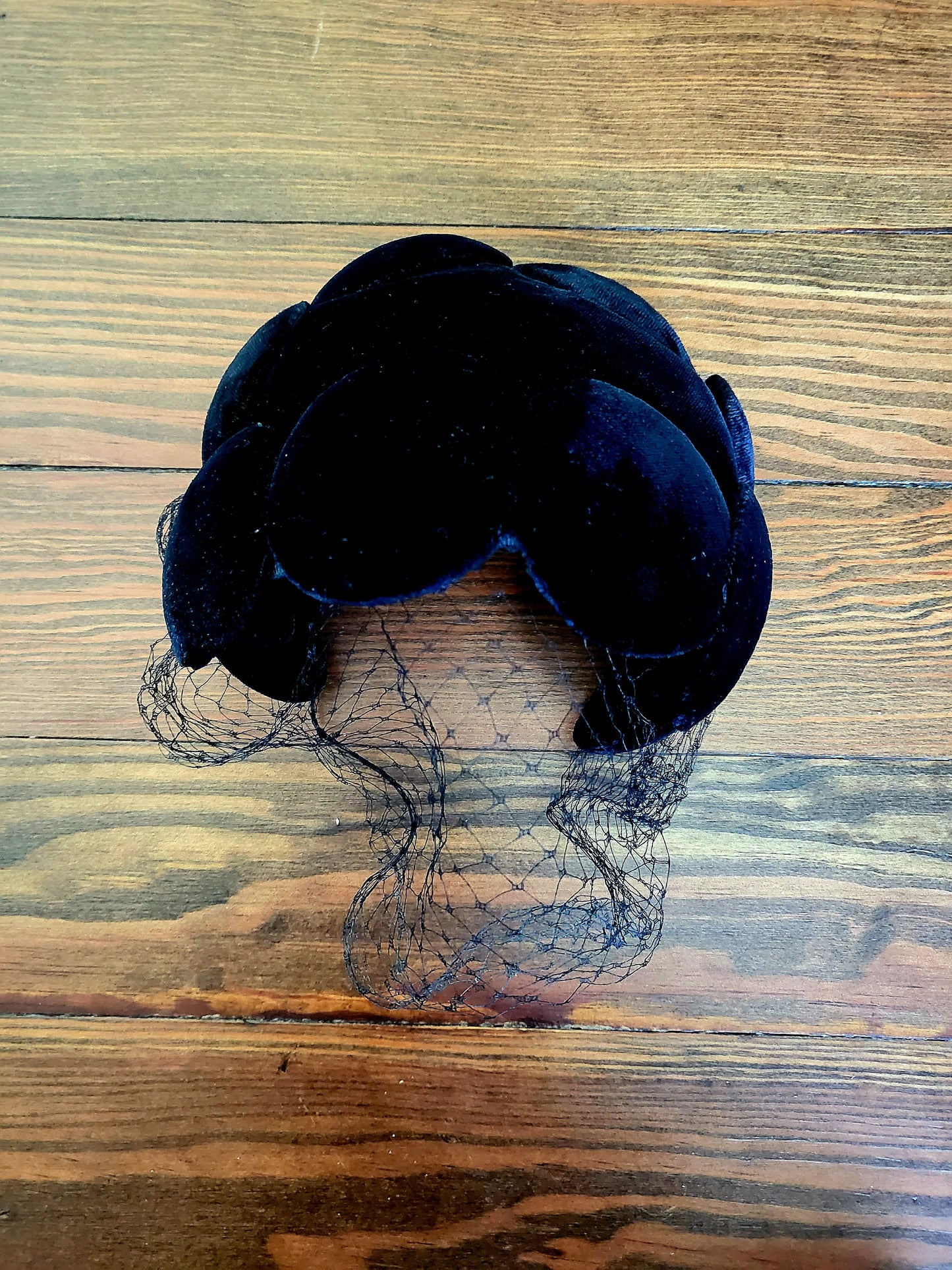 HAT35 - Vintage 1950's The May Company Black Velvet Dot Crescent Cap with Birdcage Veil