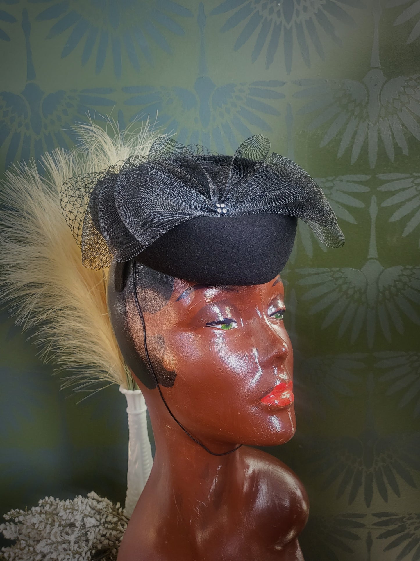 HAT85 - Vintage 1950's "Bollman" Black Felted Wool Topper