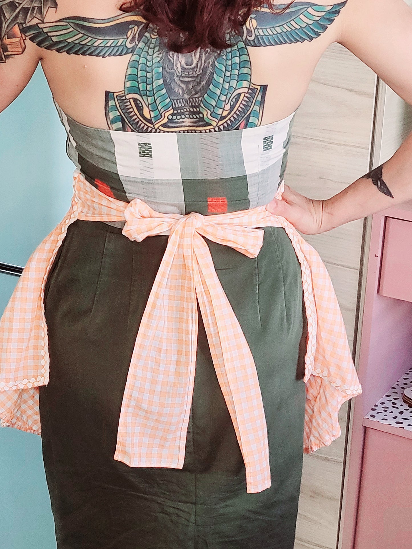 Apron 03 - Vintage Peach Gingham Half Apron