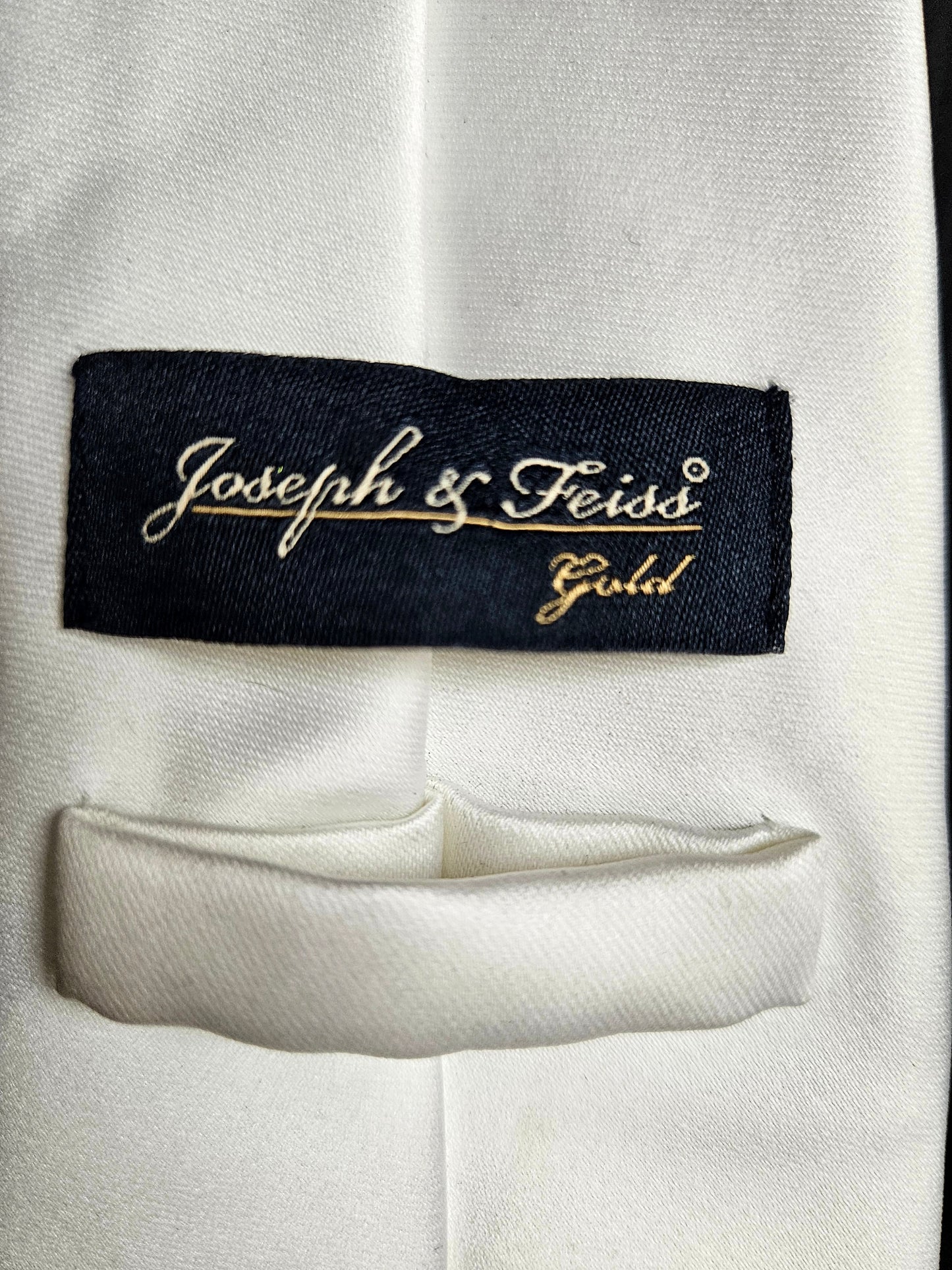 STYLE 3030 - "Joseph & Feiss" White Neck Tie