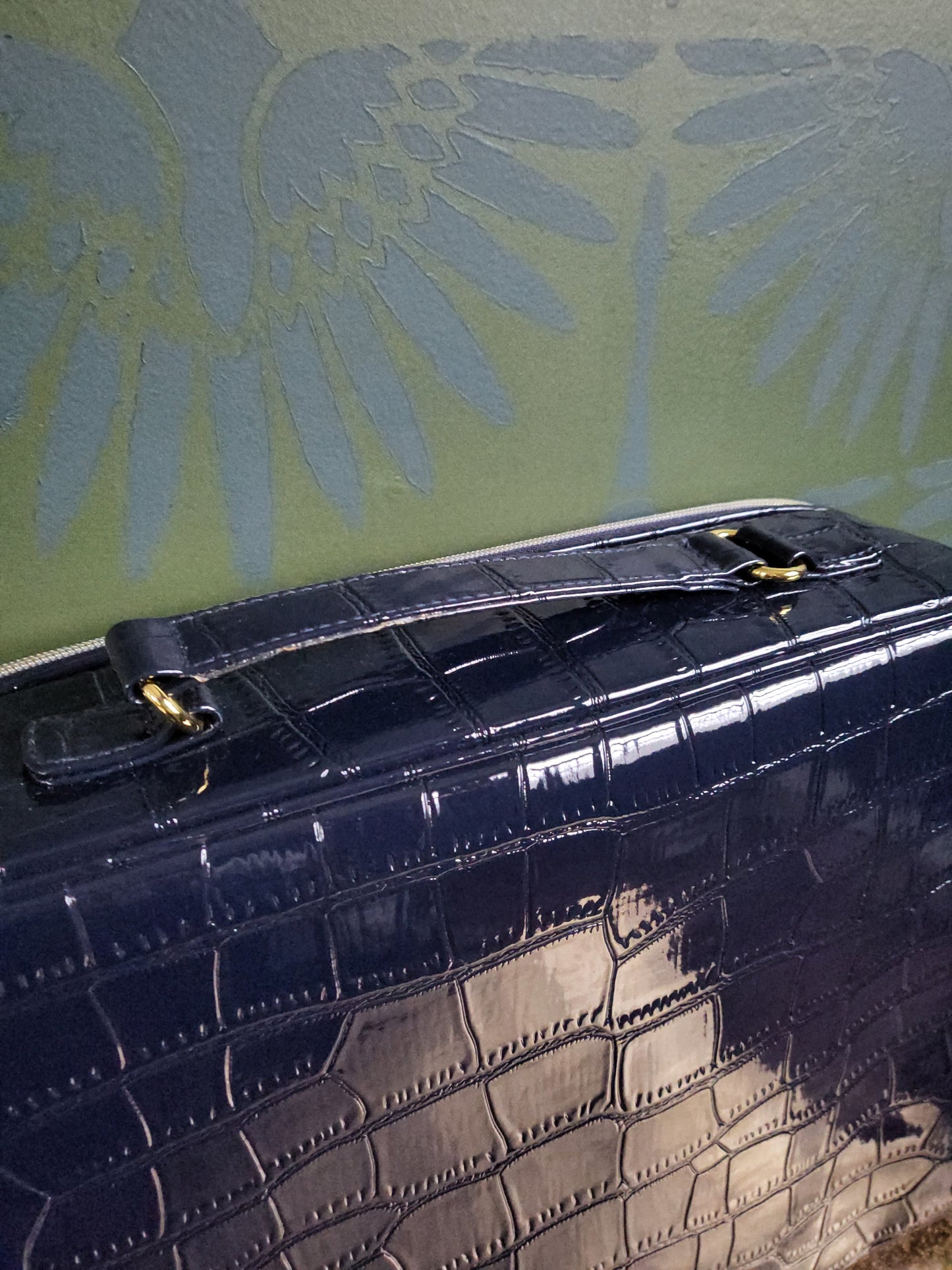 Faux Alligator Este Lauder Travel Case- Navy