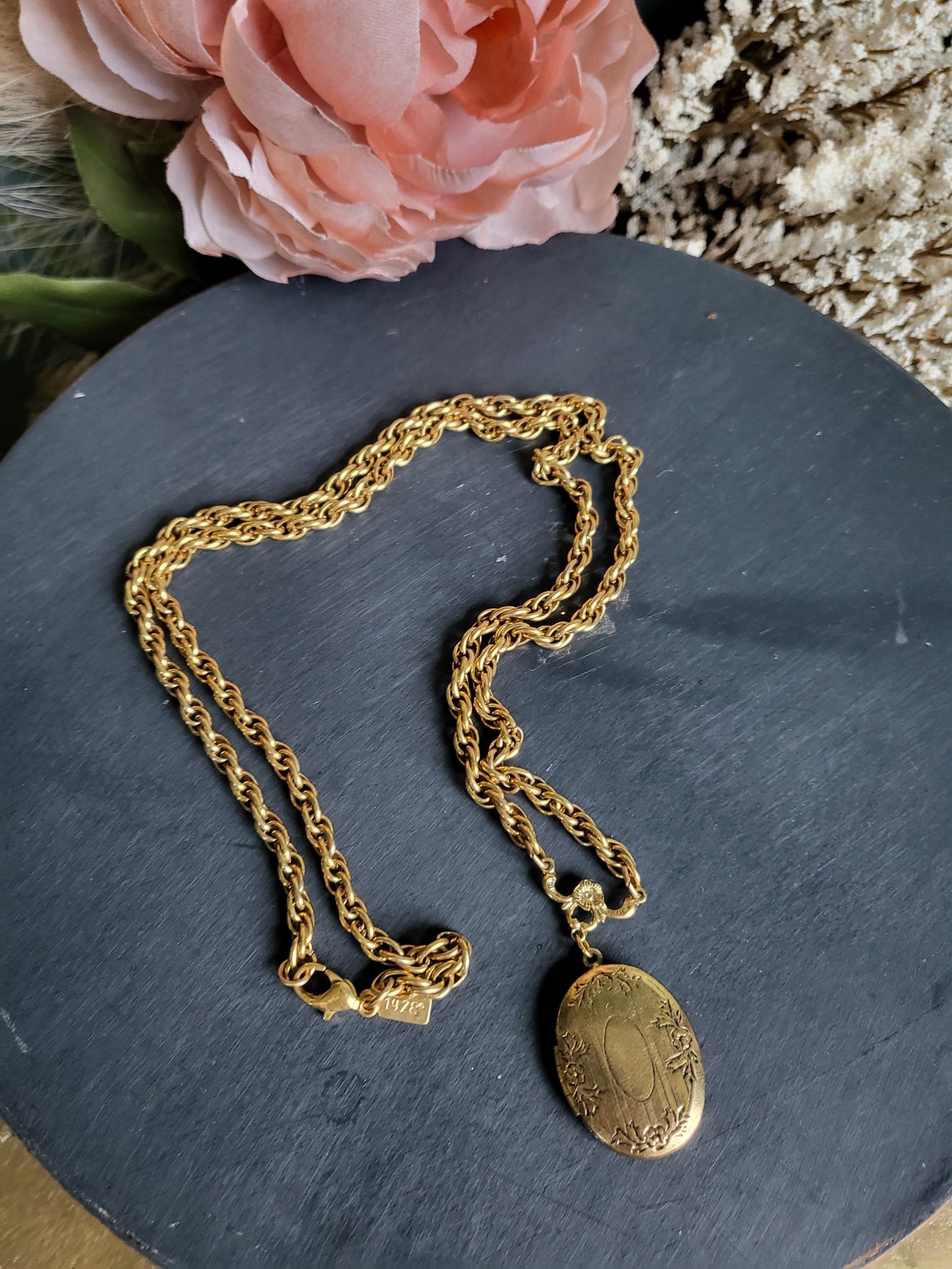 SOLD - Vintage 1988 Brand Fashion Locket