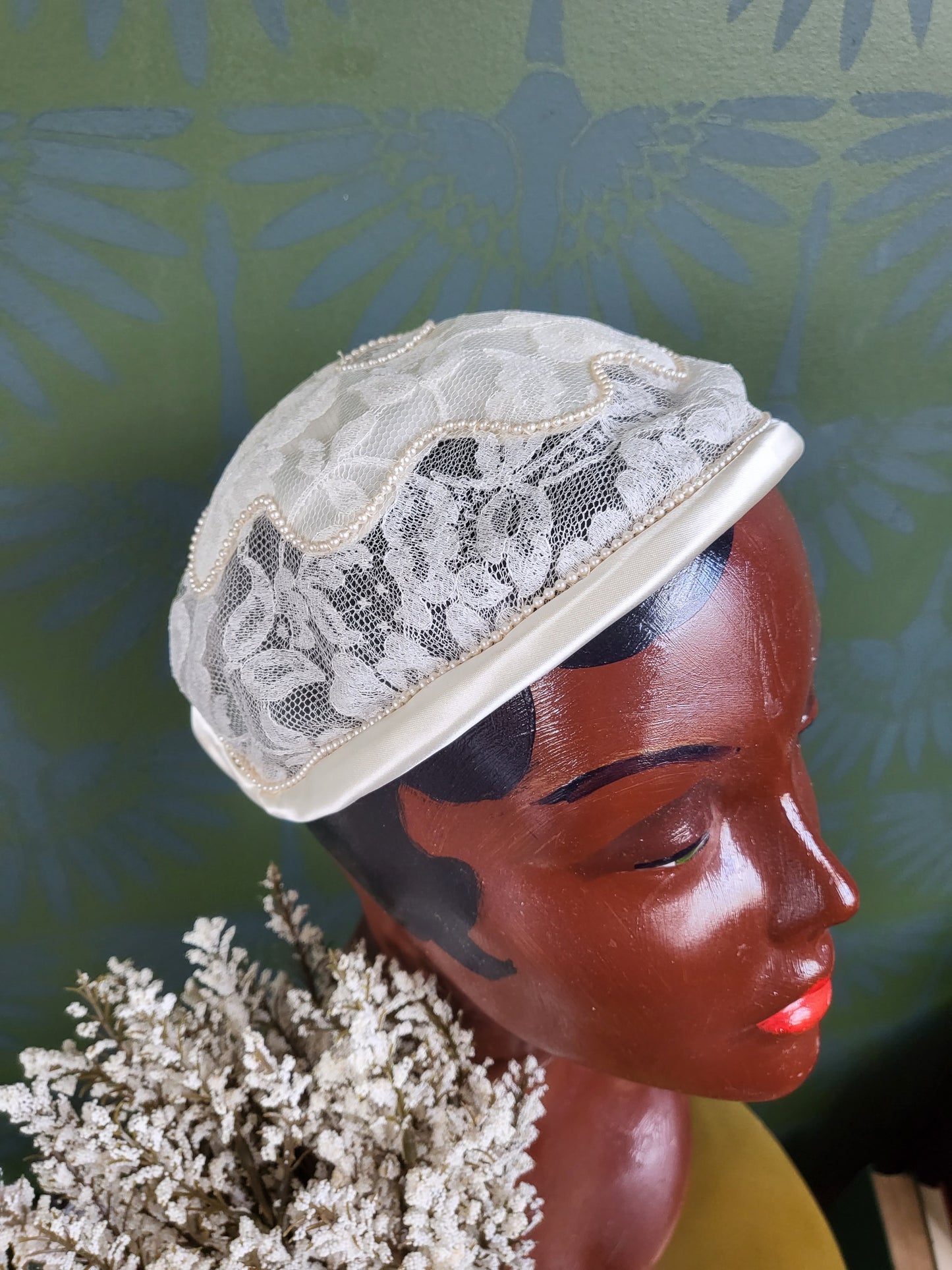 Vintage 1952 Ivory Lace and Bead Juliet Bridal Cap