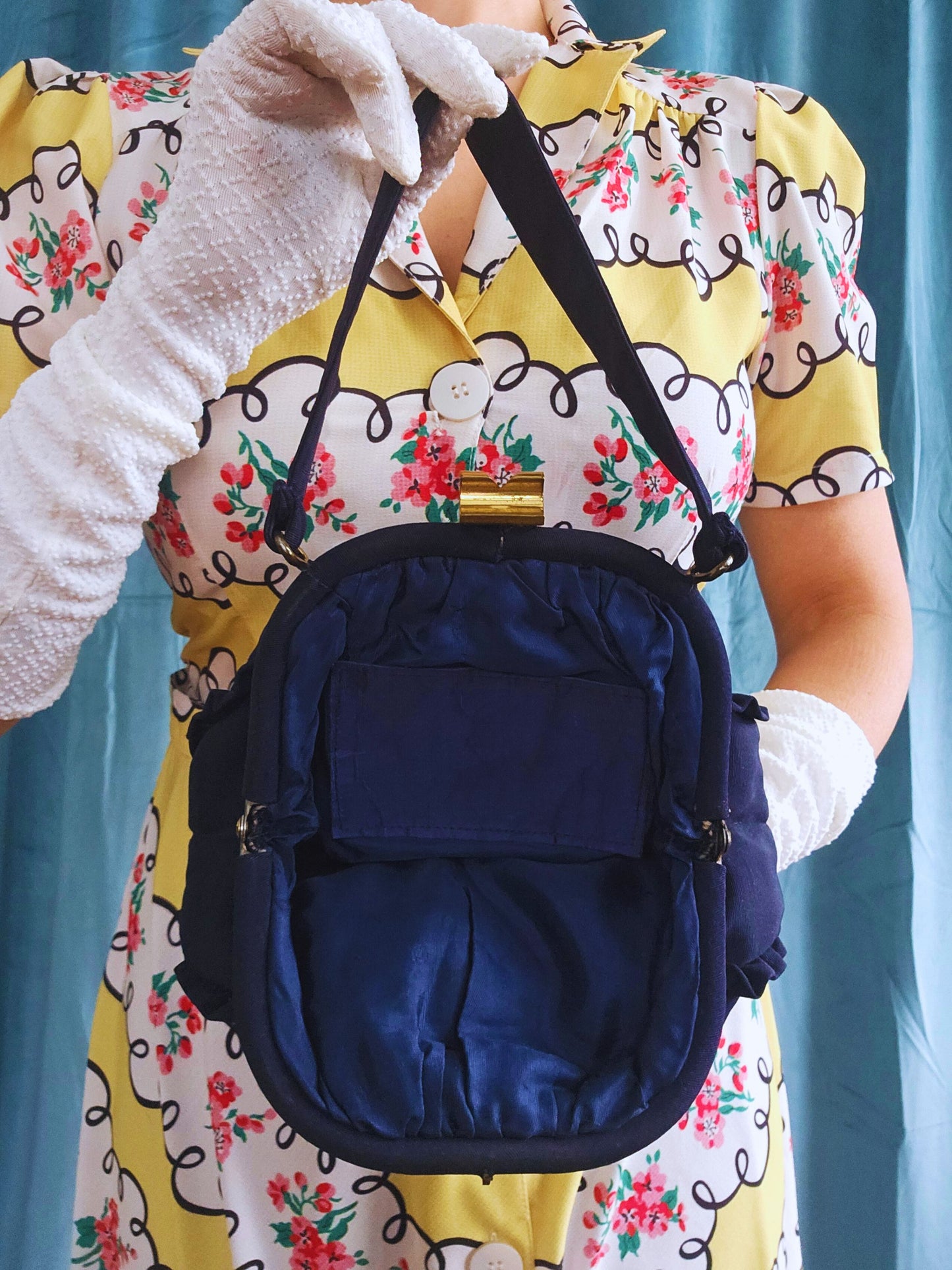 Vintage 1940's Navy Purse