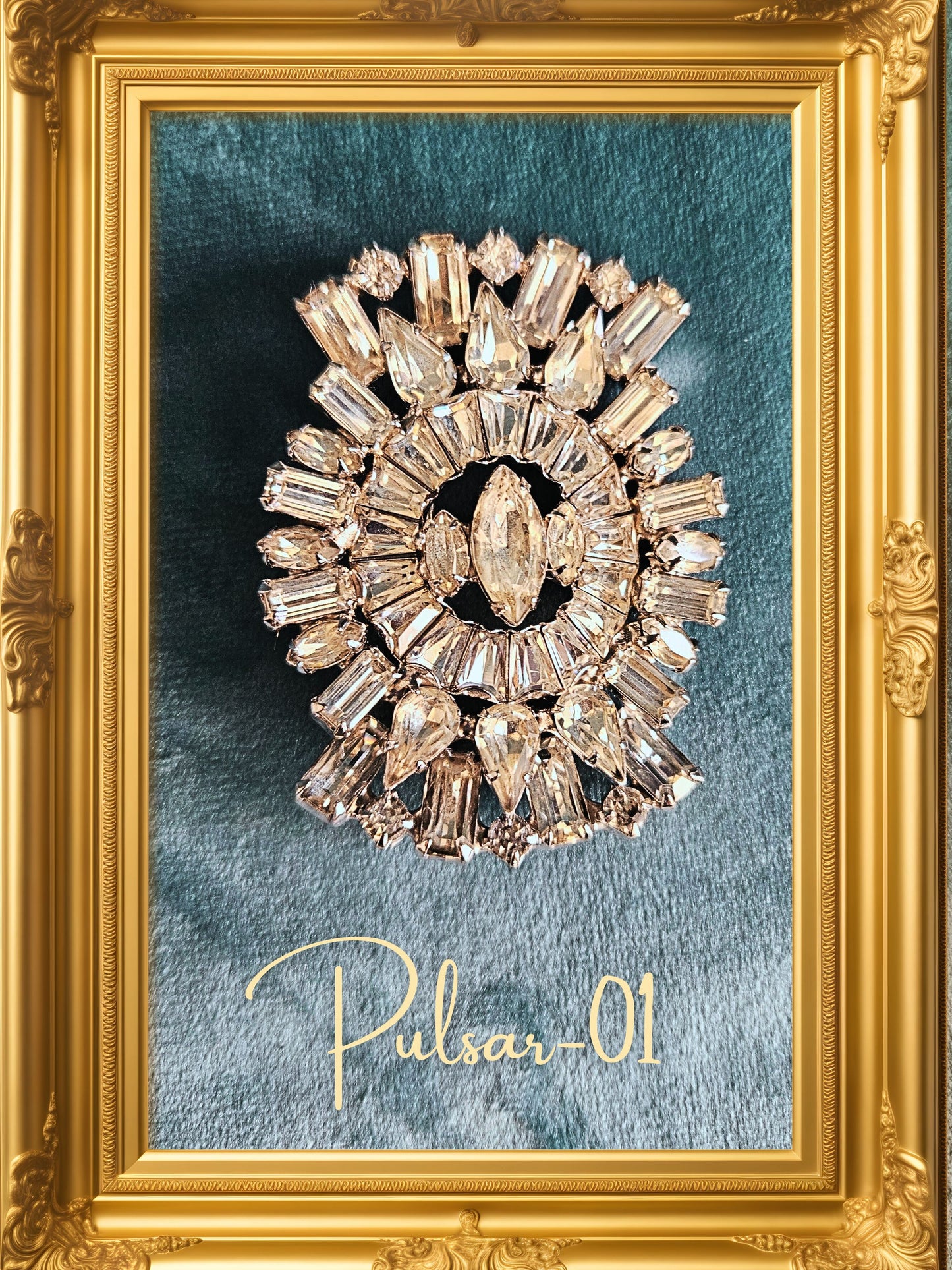 Style 7057 - Vintage Rhinestone Brooch (Selection)