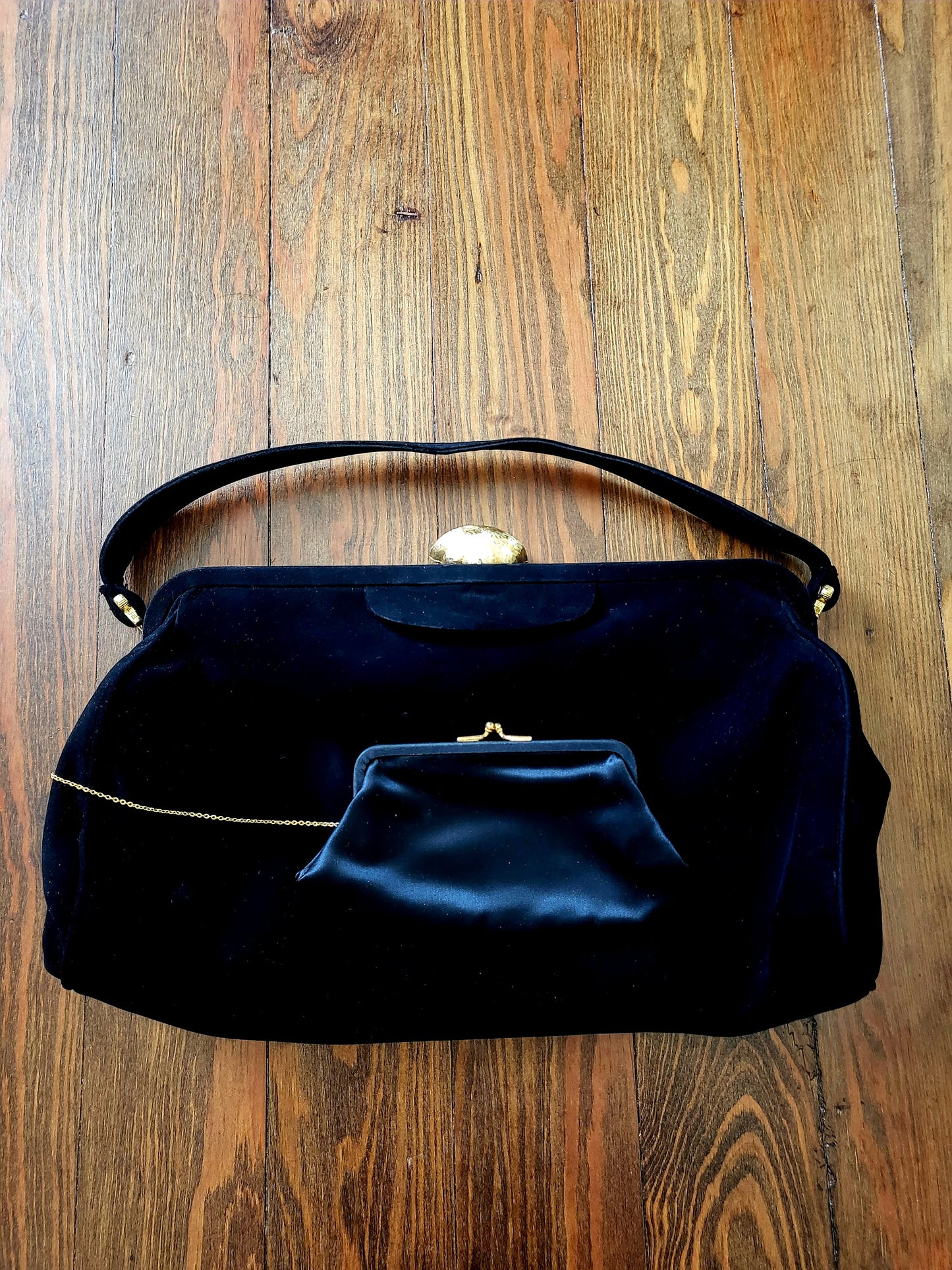 SOLD - Vintage 1940's-1950's Koret Kid Suede Handbag