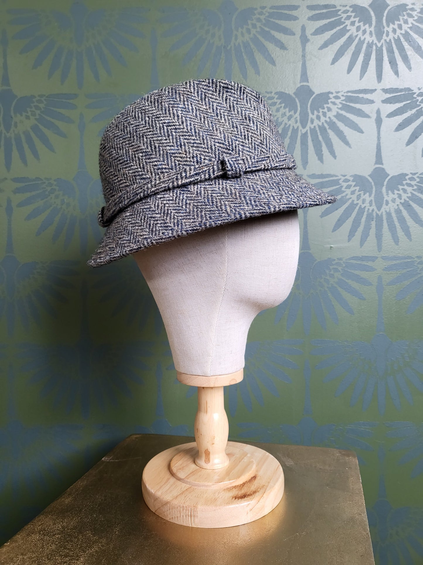 SOLD - Vintage Biltmore Hat Harris Tweed (Gray)