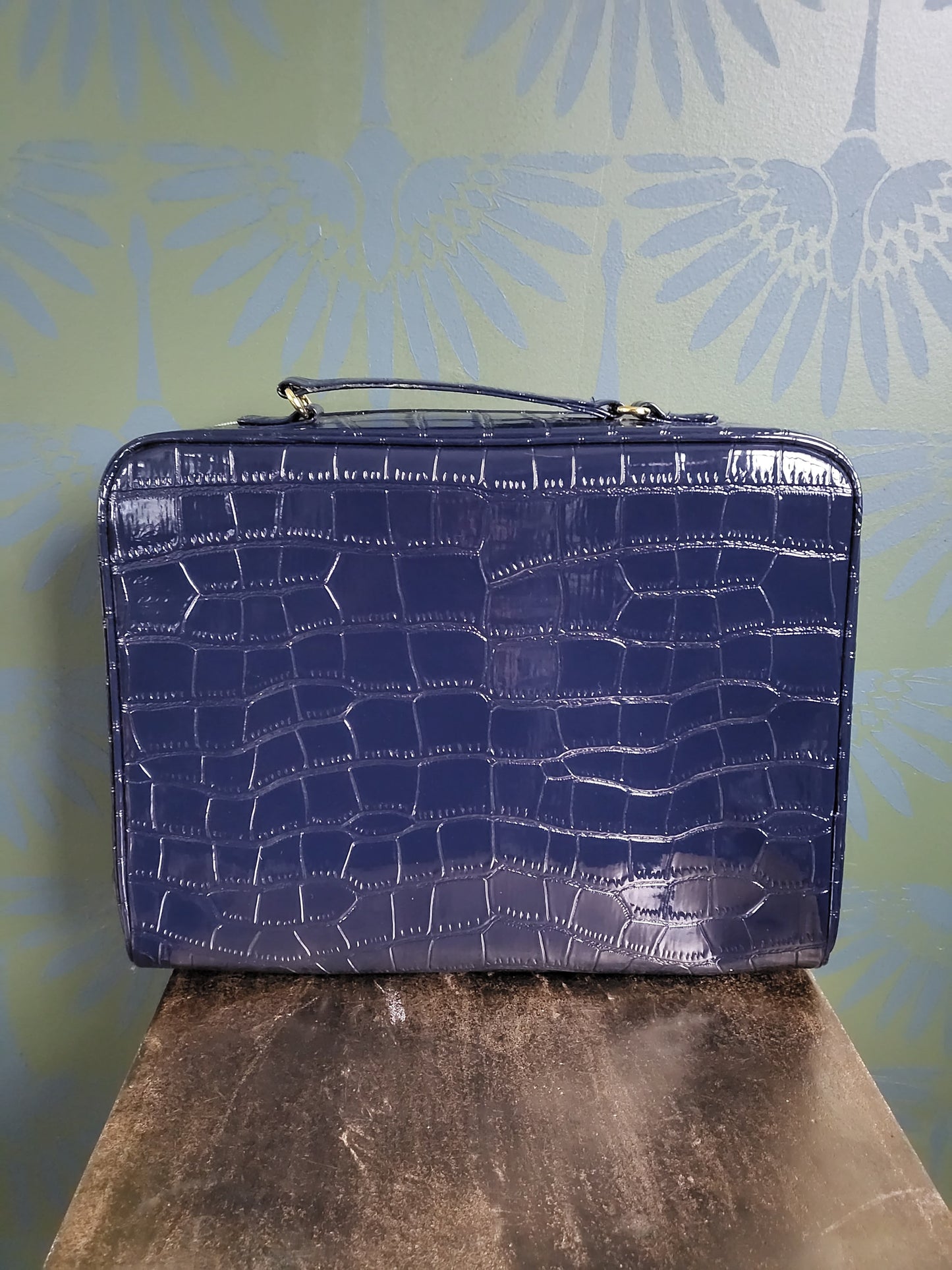 Faux Alligator Este Lauder Travel Case- Navy