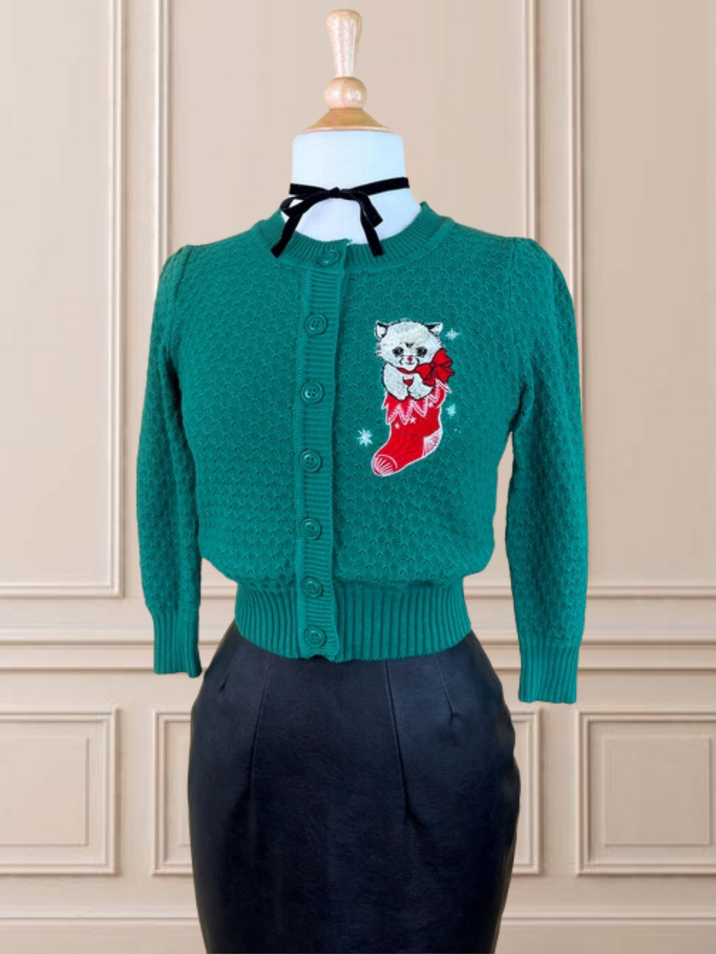 STYLE 5013 - Cat in the Sock Cropped Cardigan in Kelly Green