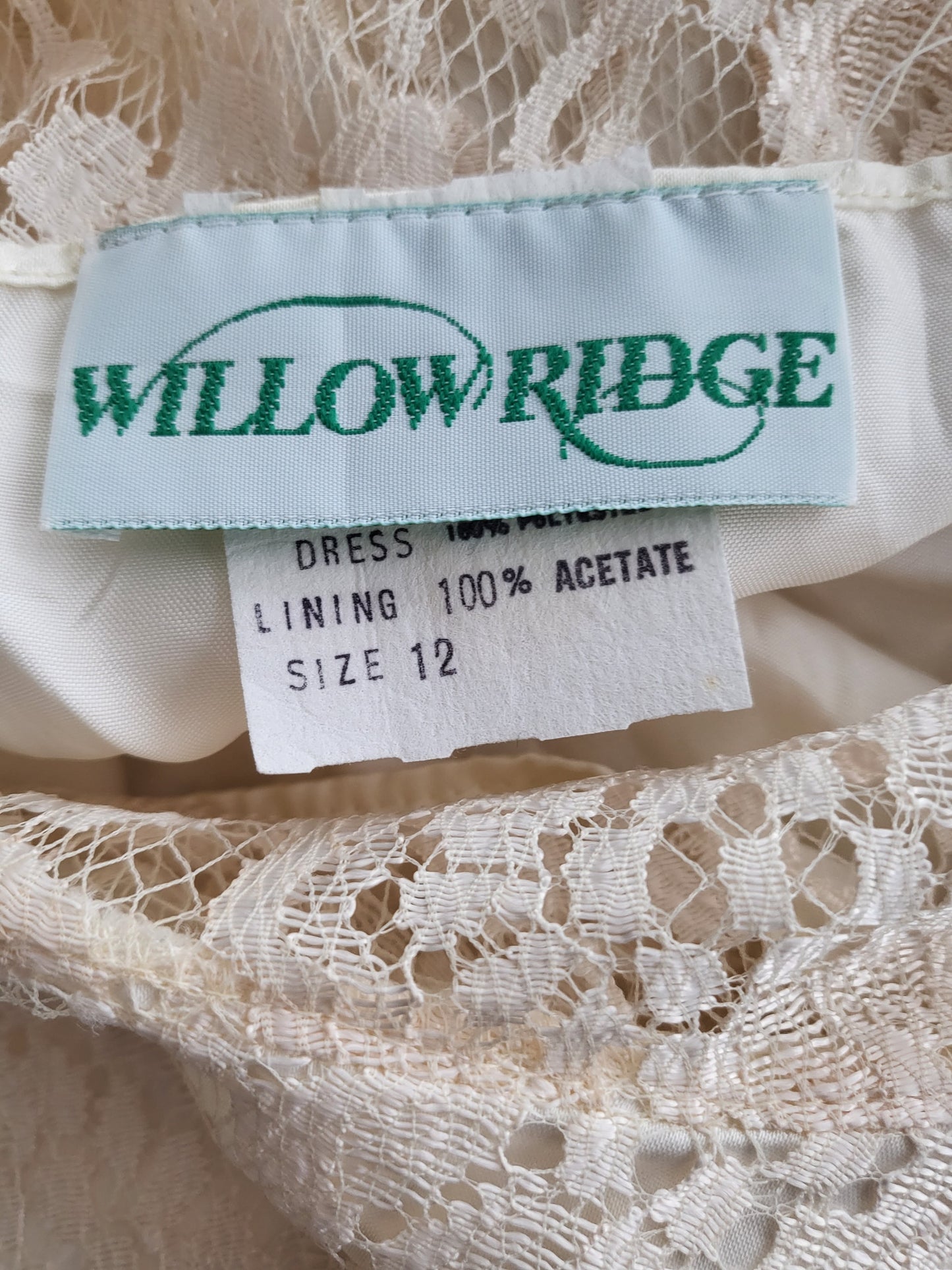 STYLE 1013 - Vintage "1980's does 1920's" Willow Ridge Ivory Lace Wedding Dress