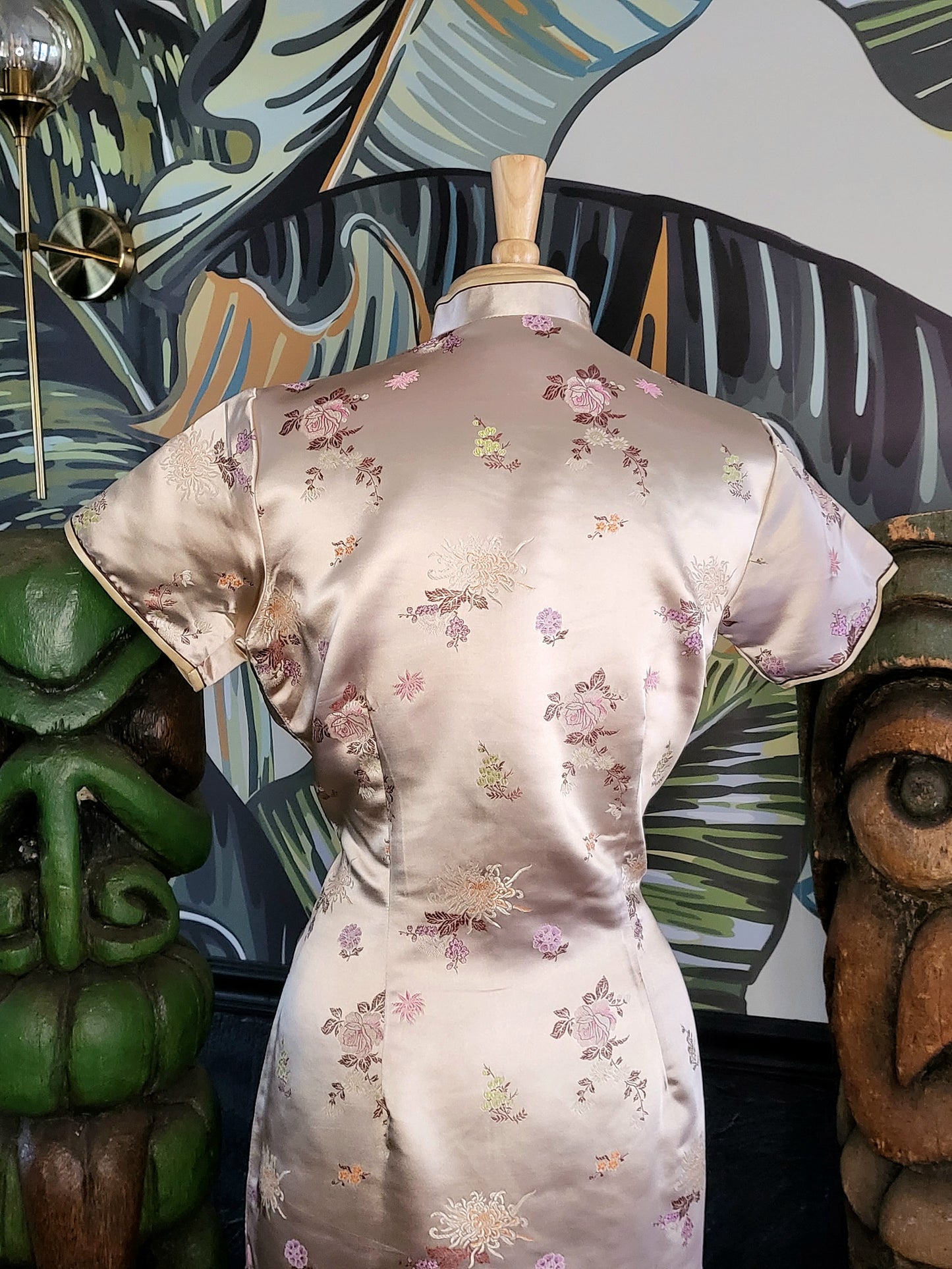 Vintage "Peony" Champagne Gold Qipao - L/XL