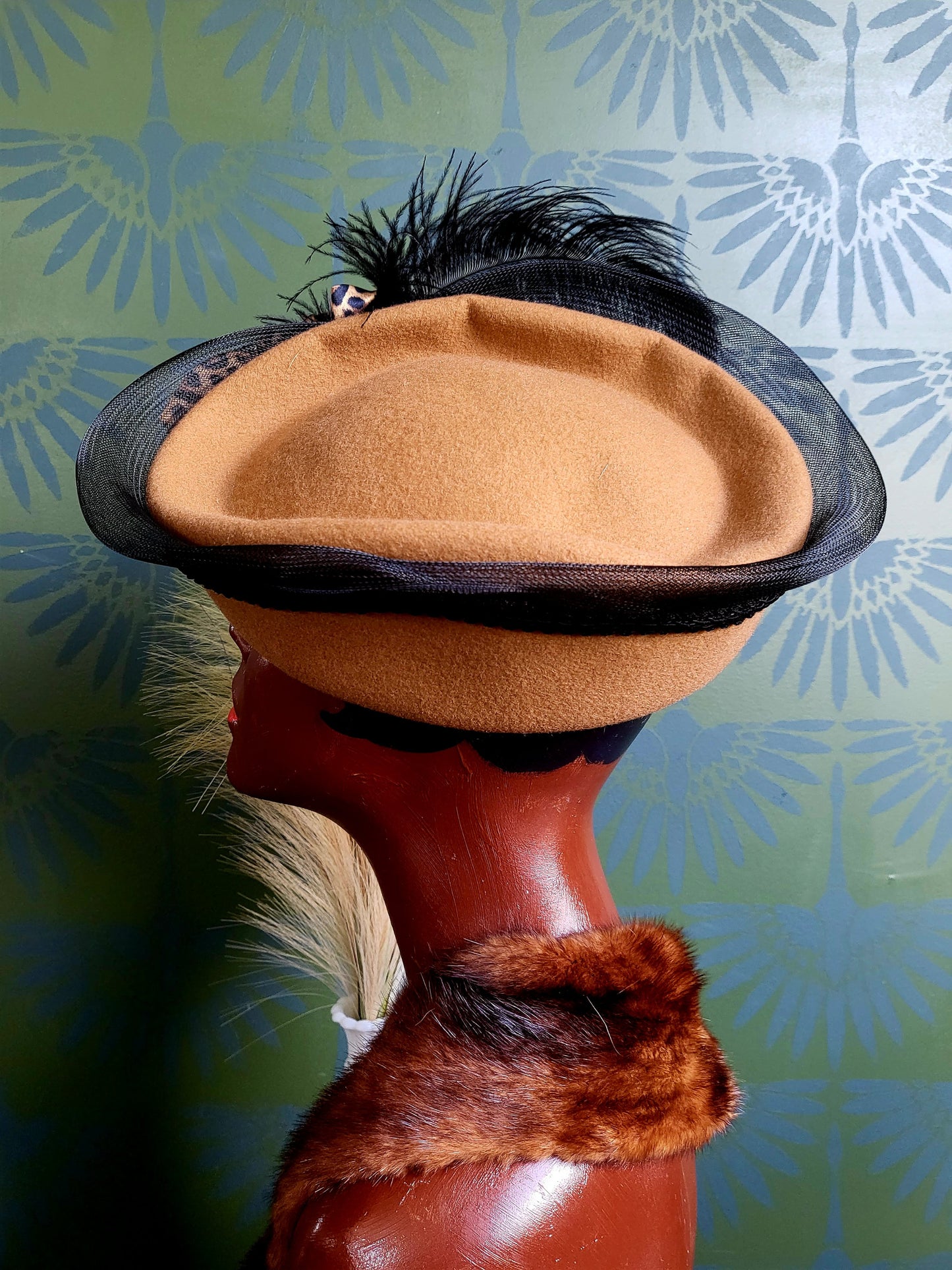 HAT83 - Vintage 1980's-1990's Wool Felt Topper