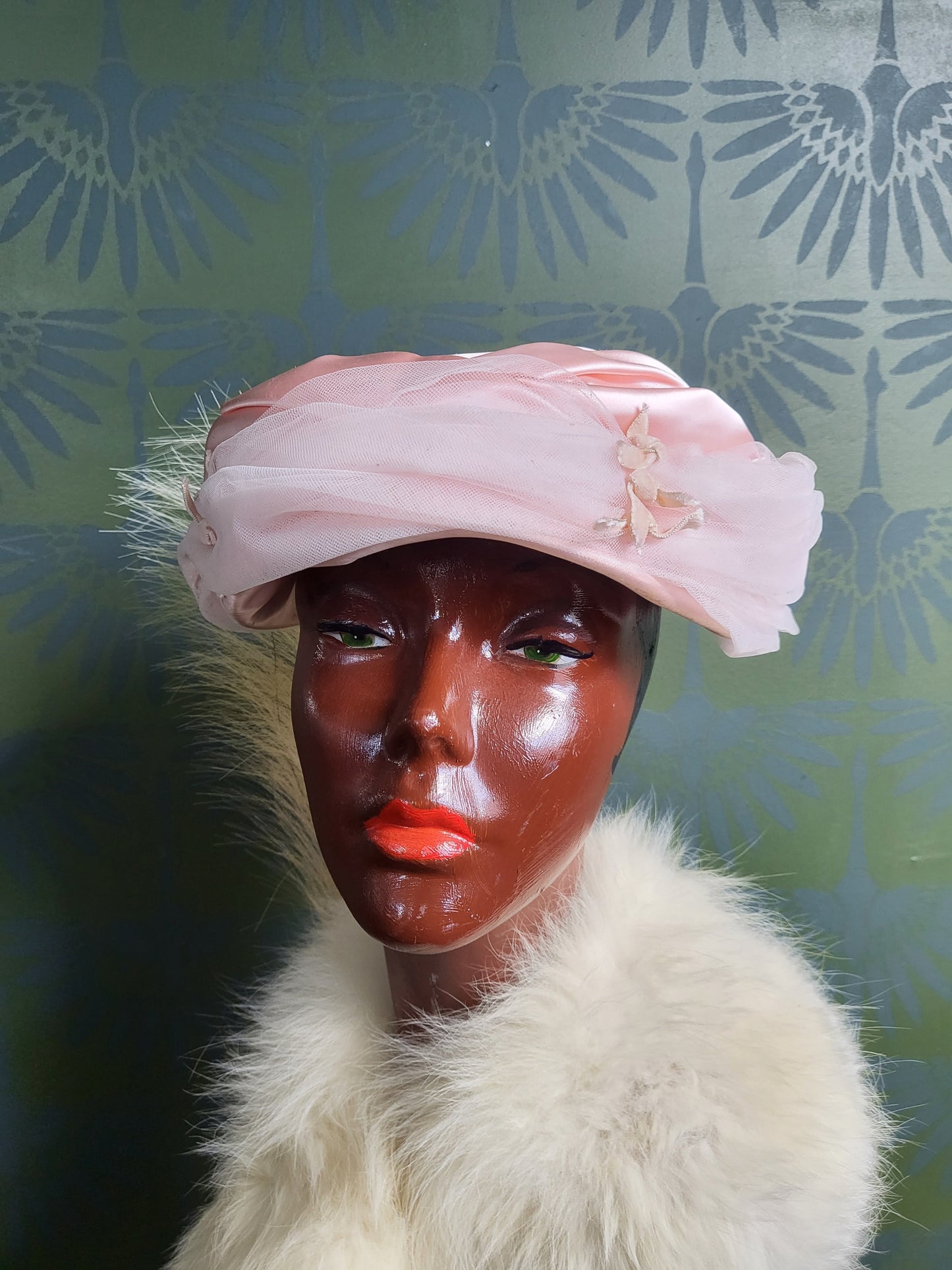 HAT84 - Vintage 1950's Pink Satin and Tulle Topper