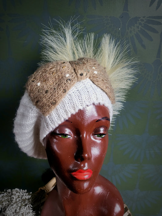 HAT99 - Vintage Style "Betsey Johnson" Woven Knit Beret