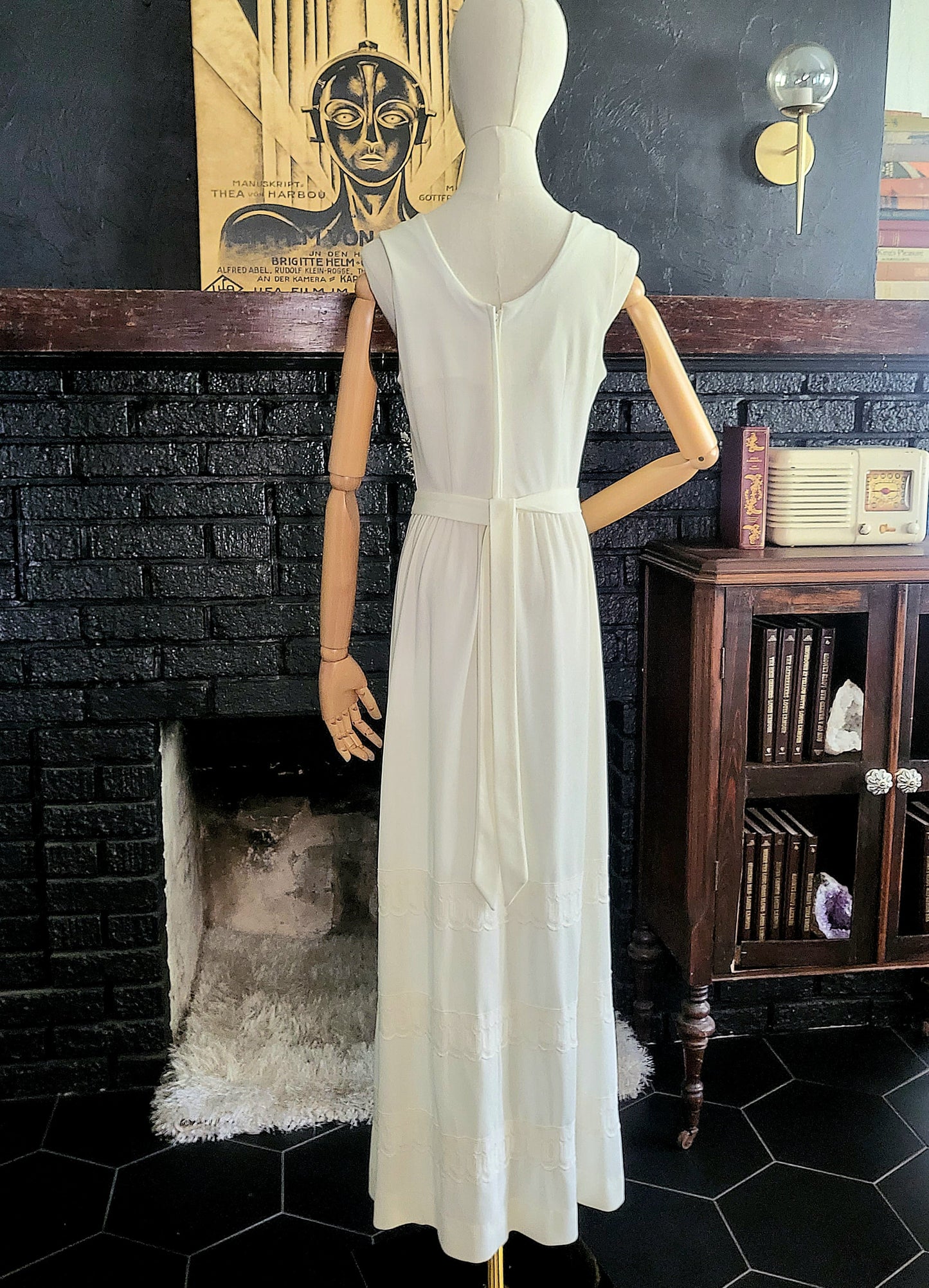 STYLE 1009 - Vintage 1970's Vicky Vaughn Ivory Column Wedding Dress