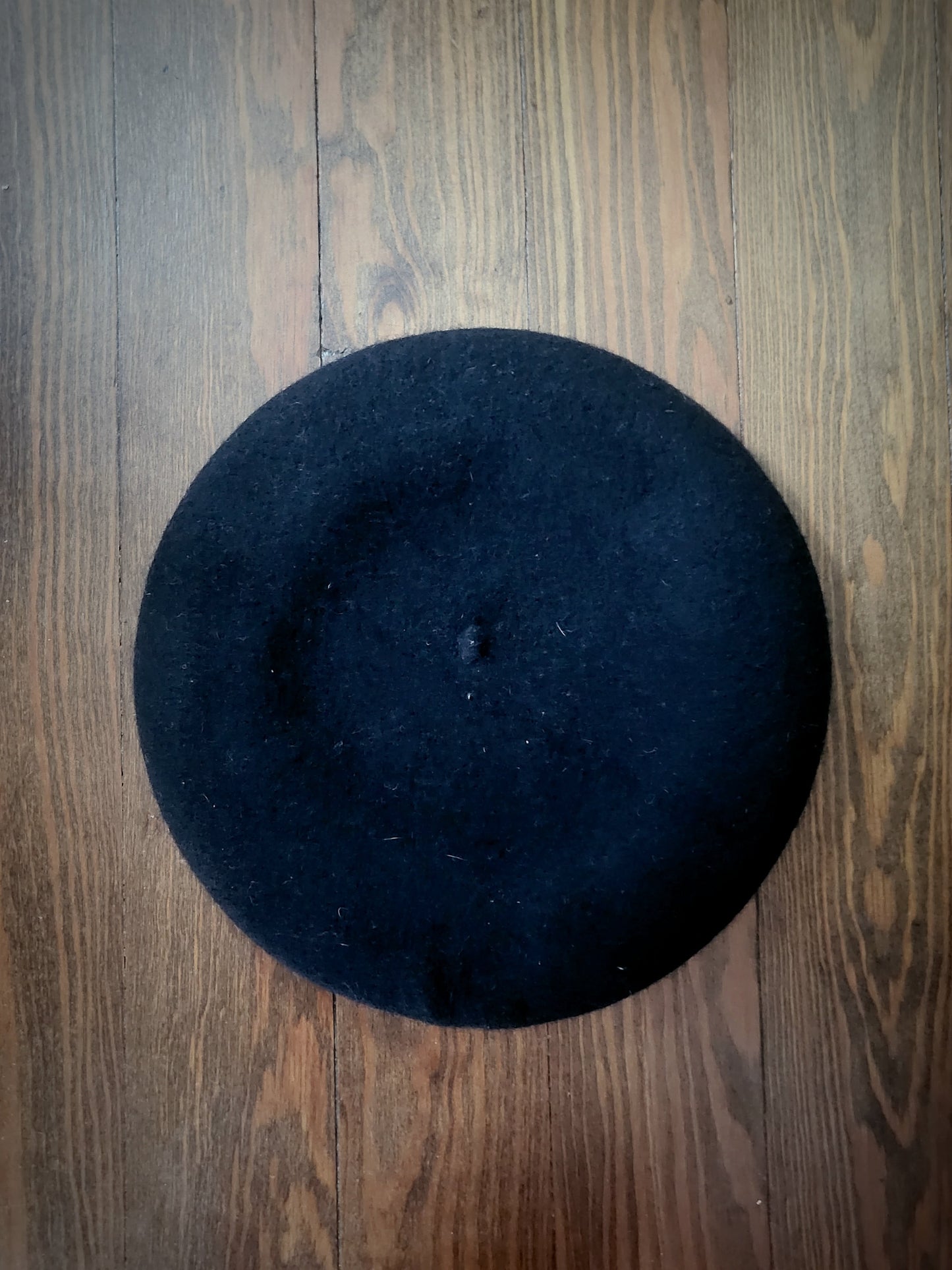 HAT90 - Vintage Style Beret (Black)