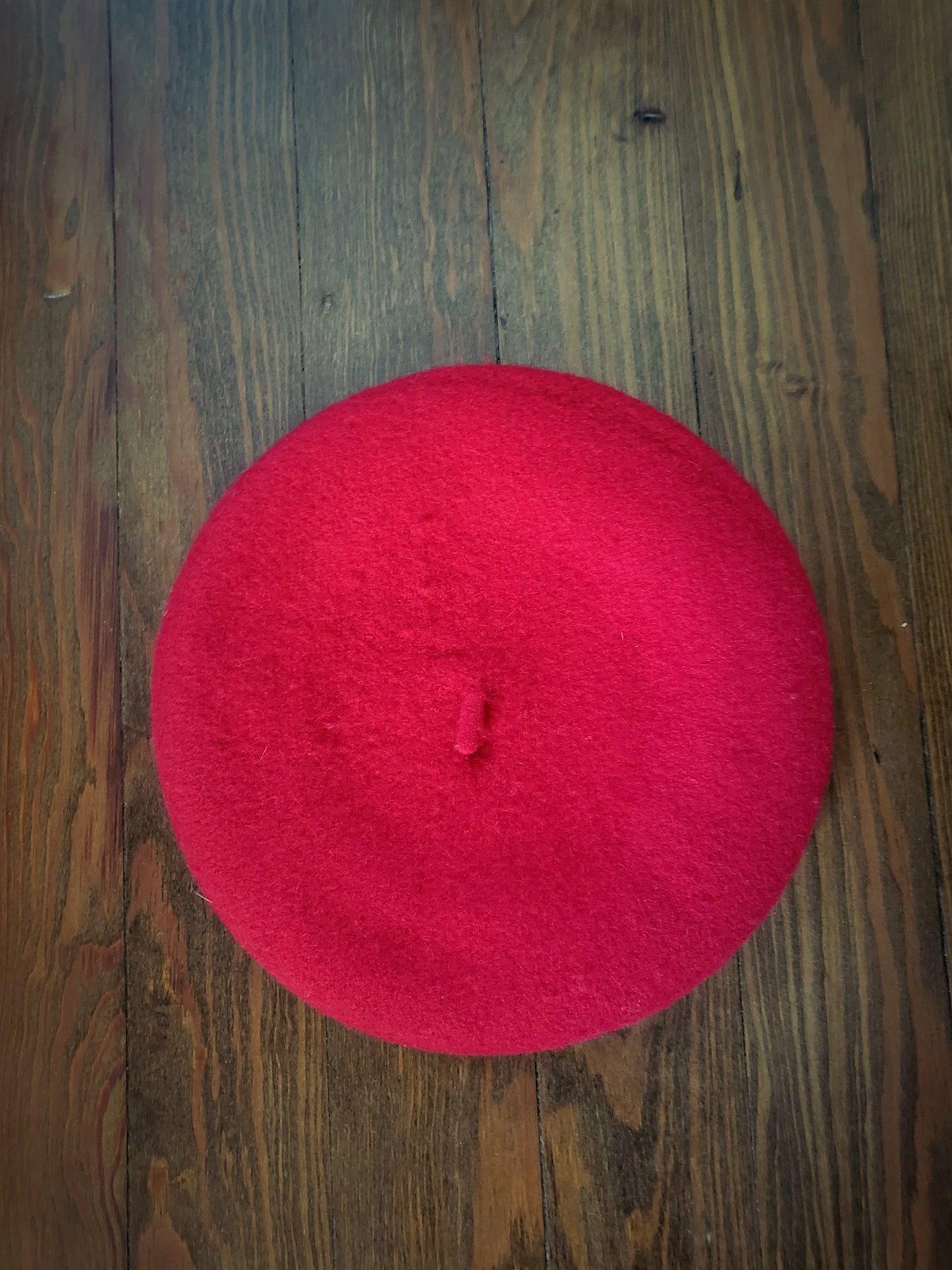 HAT92 - Vintage Style Beret (Strawberry)