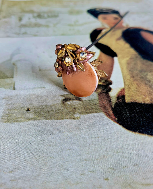 Vintage Peach Stone and Golden Floral Hat Pin