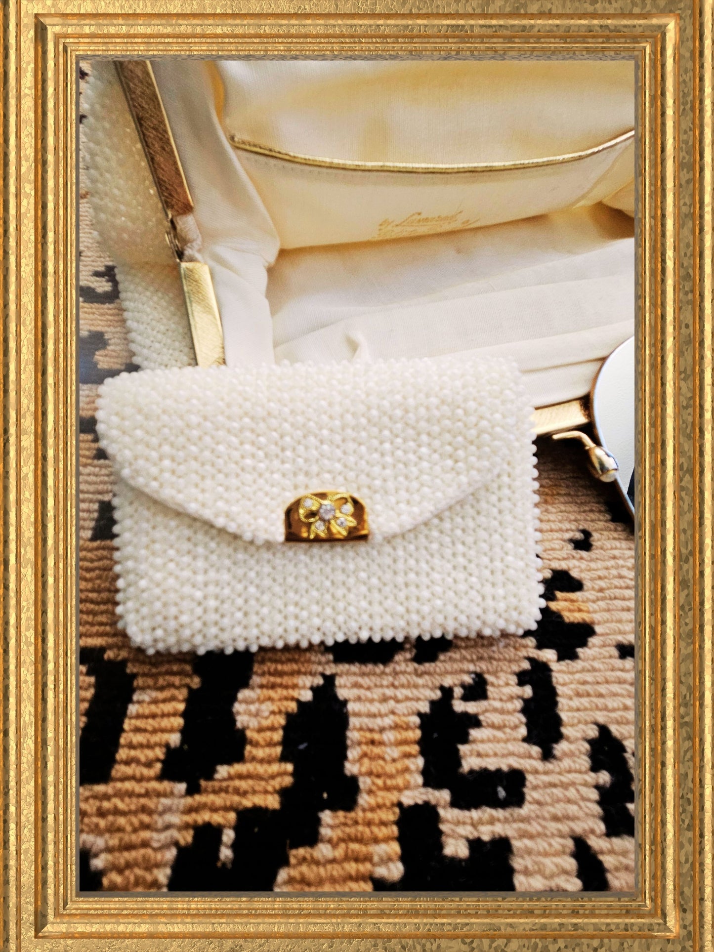 Style 2080 - Vintage Ivory Petite Bead Handbag