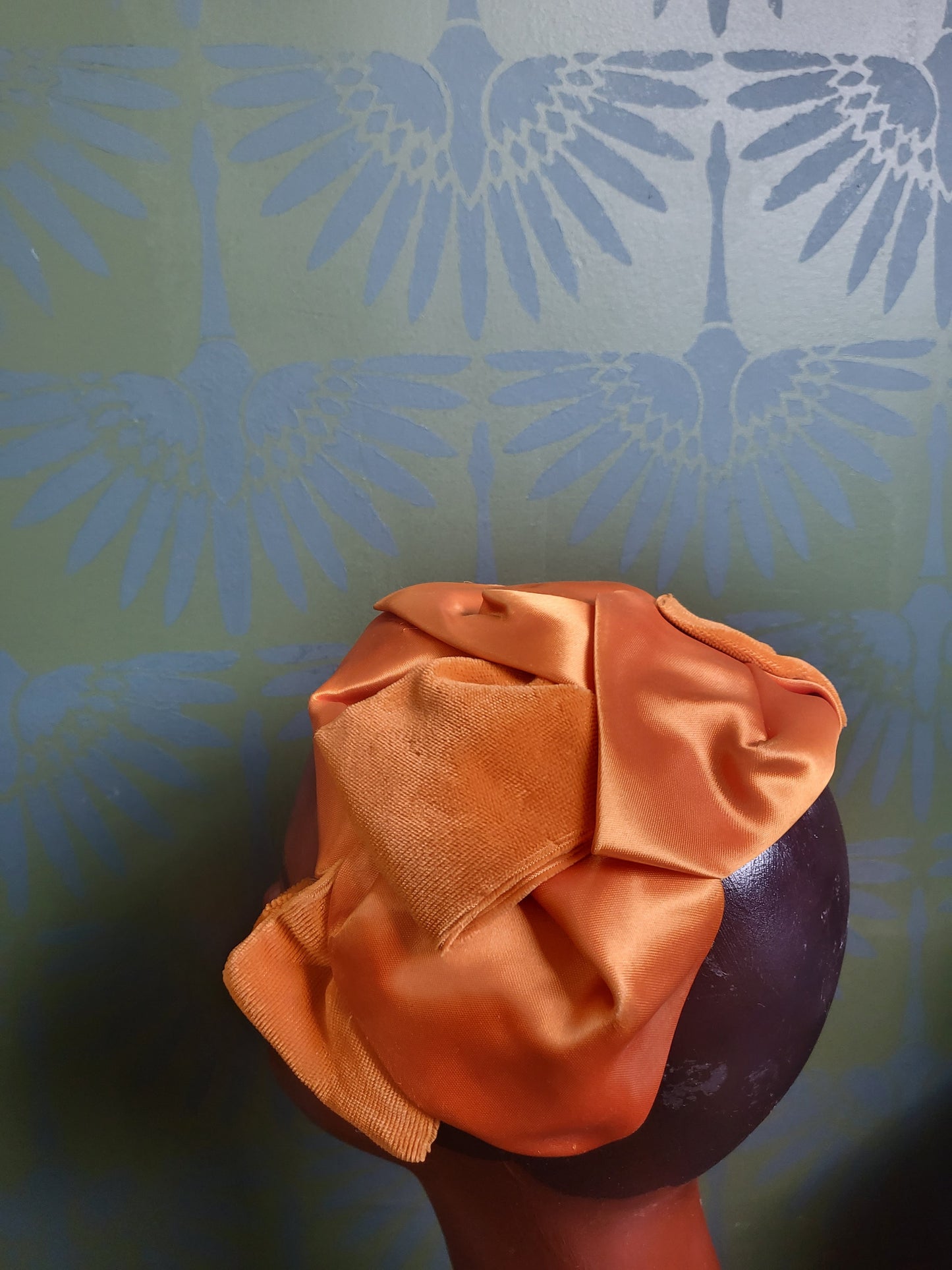 HAT15 - Vintage 1950s-1960s Tangerine Satin and Plush Velvet Petal Crescent Topper