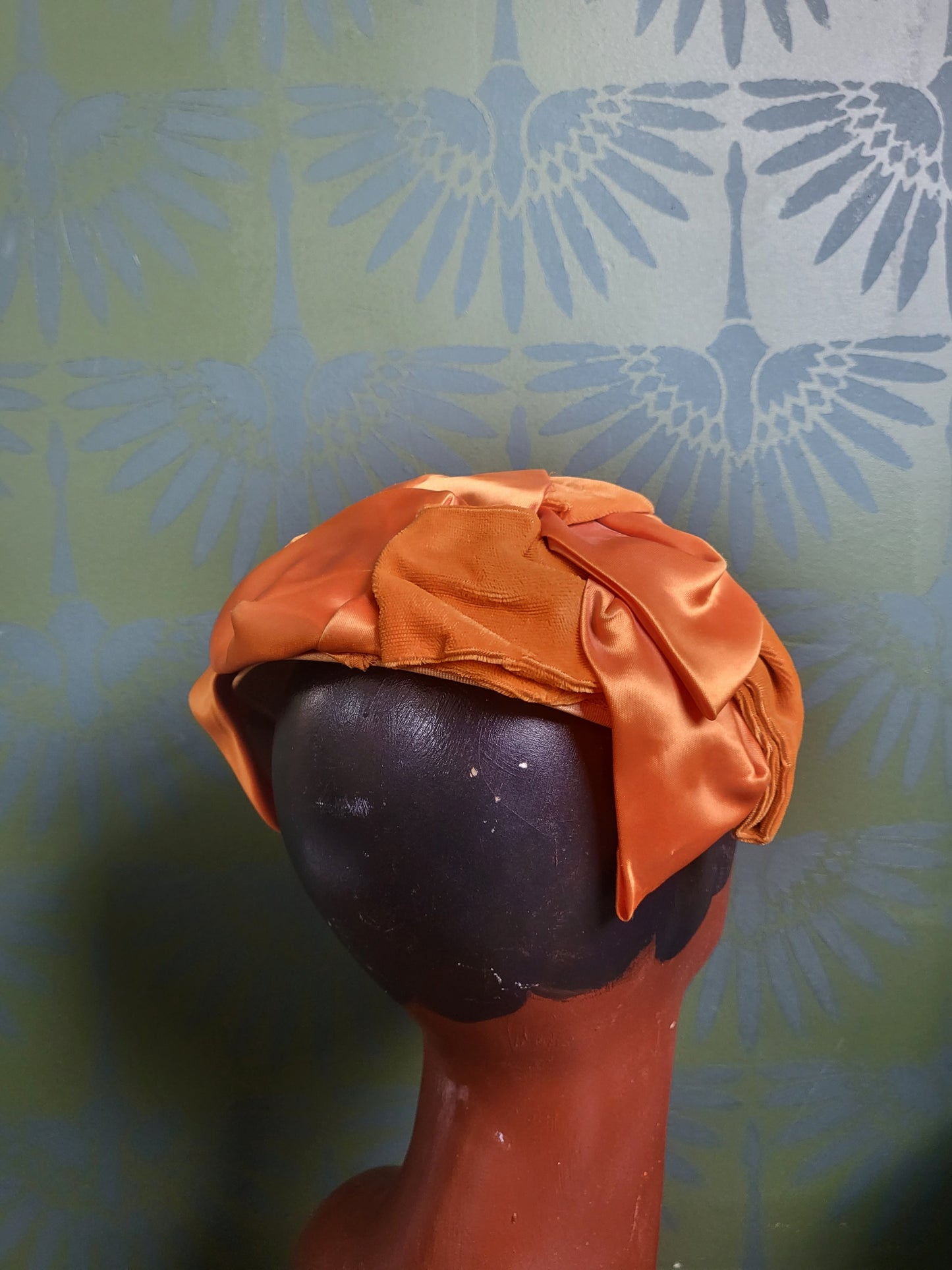 HAT15 - Vintage 1950s-1960s Tangerine Satin and Plush Velvet Petal Crescent Topper