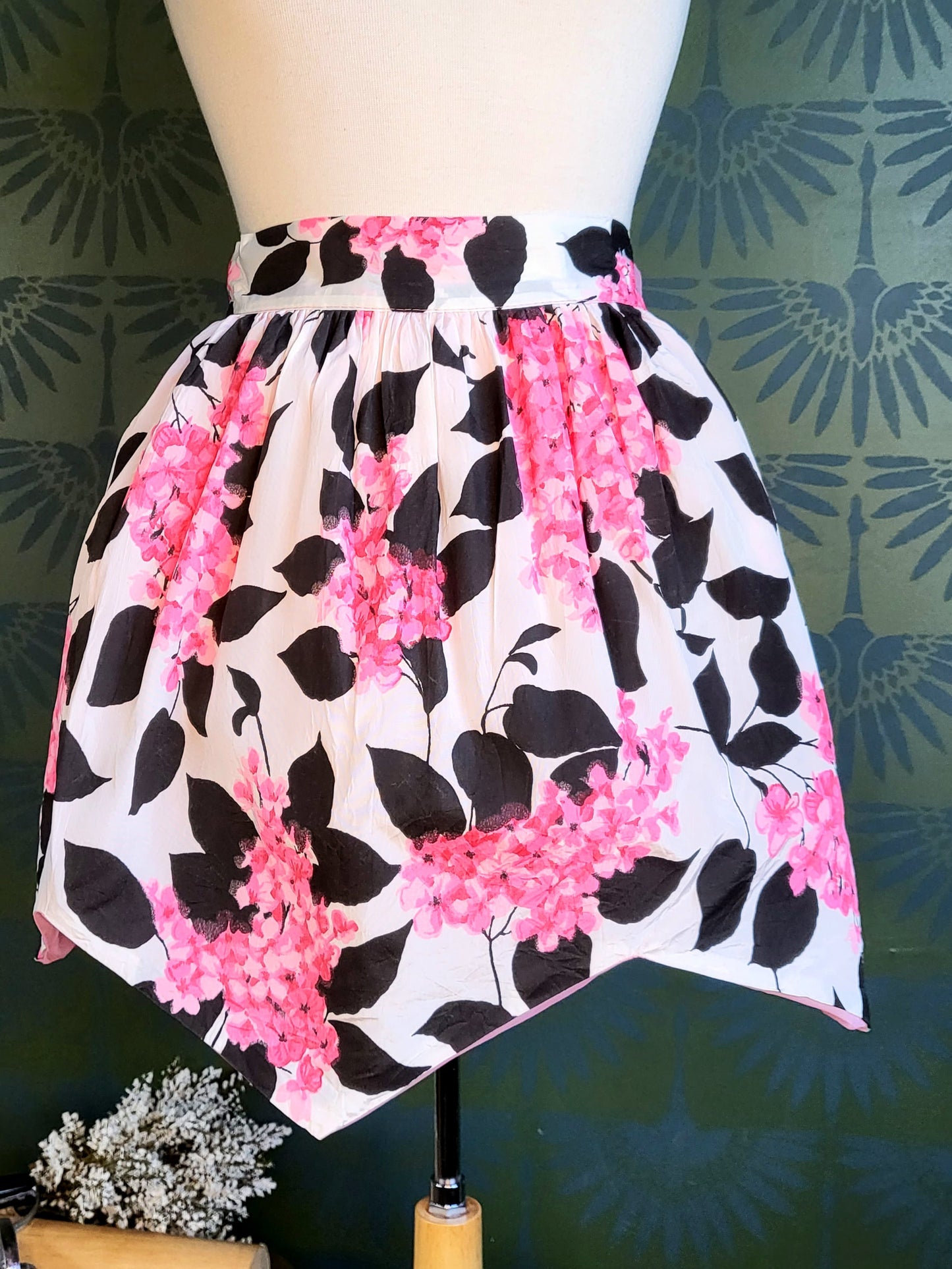 Apron 06 - Vintage Black, White & Pink Floral Half Apron