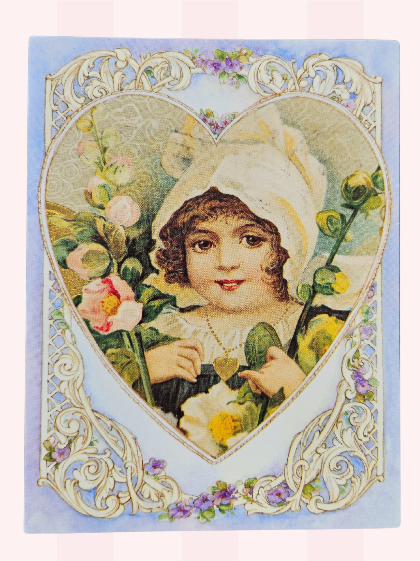 STYLE G005 - Vintage Victorian Love Locket Card