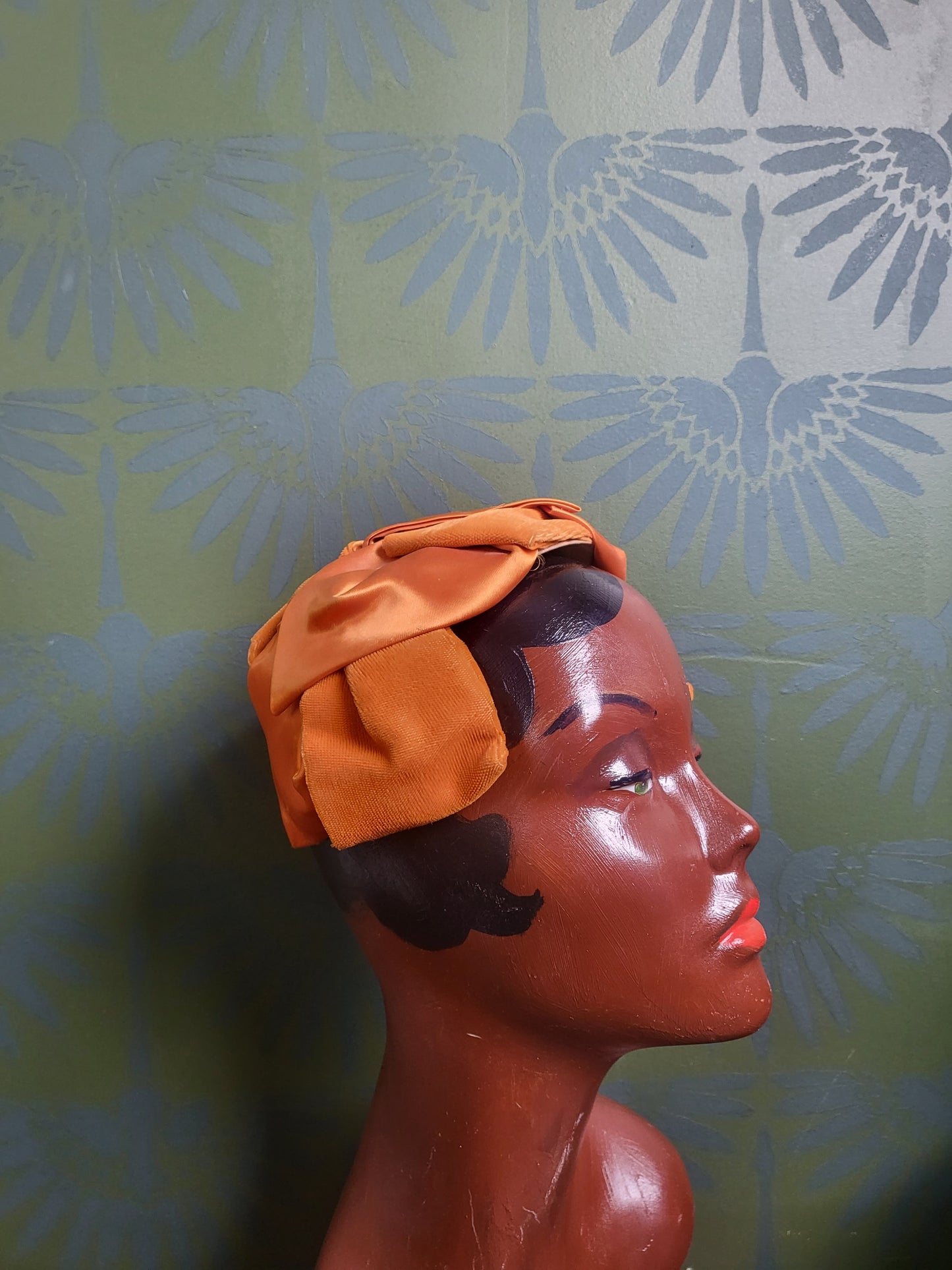 HAT15 - Vintage 1950s-1960s Tangerine Satin and Plush Velvet Petal Crescent Topper