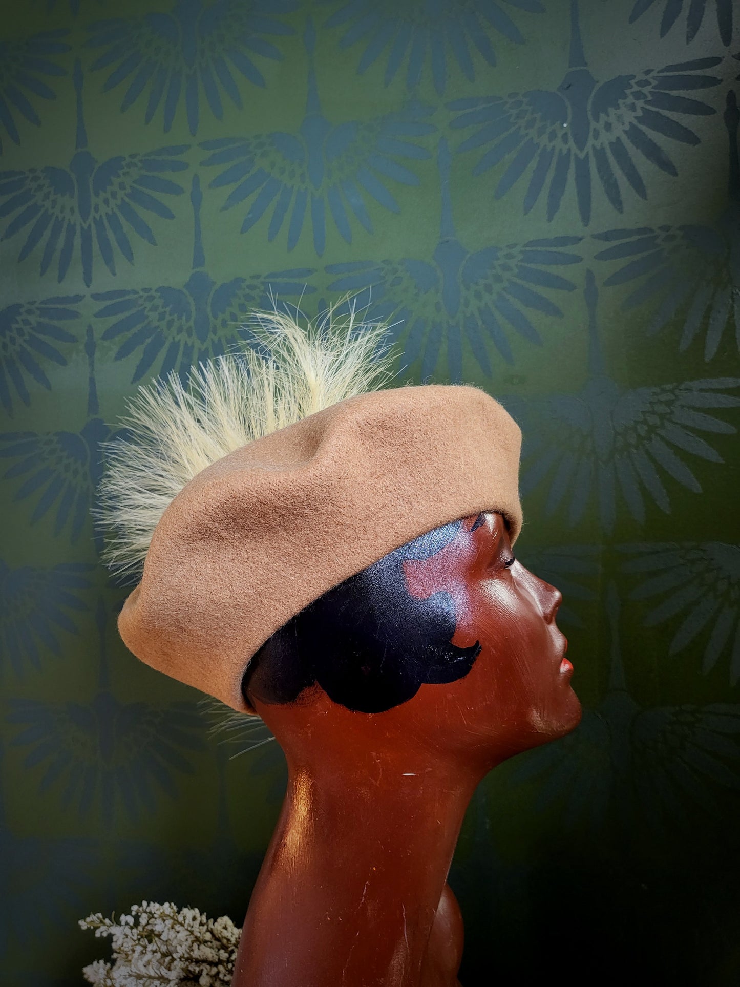 HAT88  - Vintage Style Beret (Camel)