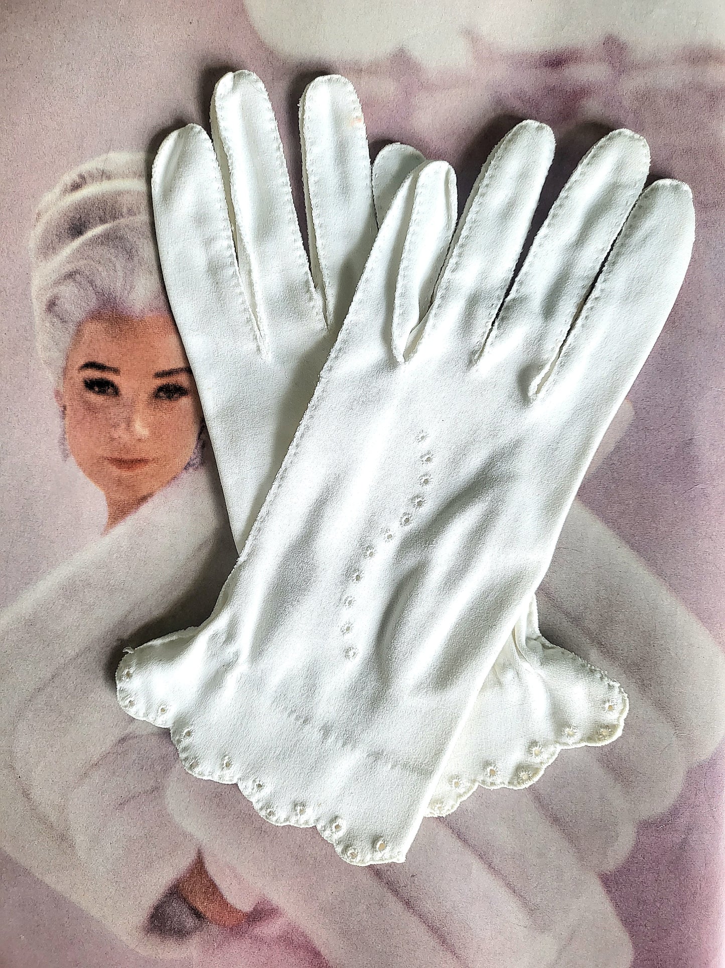 STYLE 3005 - Vintage 1950's-1960's White Nylon Gloves with Scalloped Edges