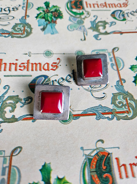 STYLE 7032 - Vintage Silver Tone Red Stone Square Earrings (Clip-on)