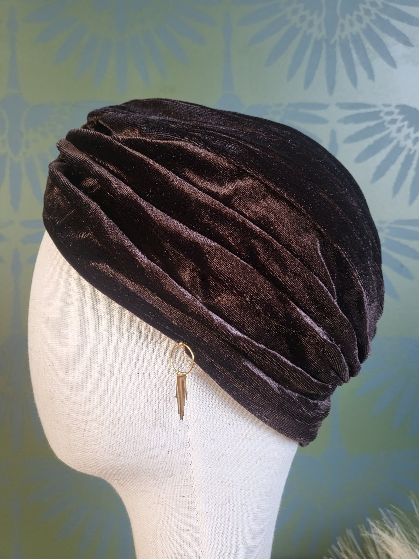 HAT66 - Velvet Turban -Chocolate Brown