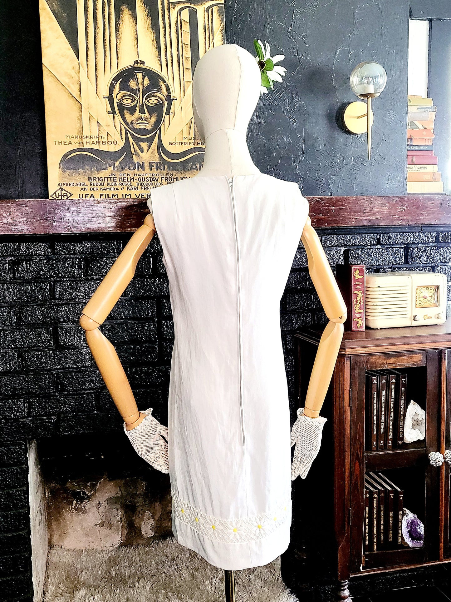 SOLD - Vintage 1960's "Anne Fogarty" Daisy Trim White Linen Shift Dress