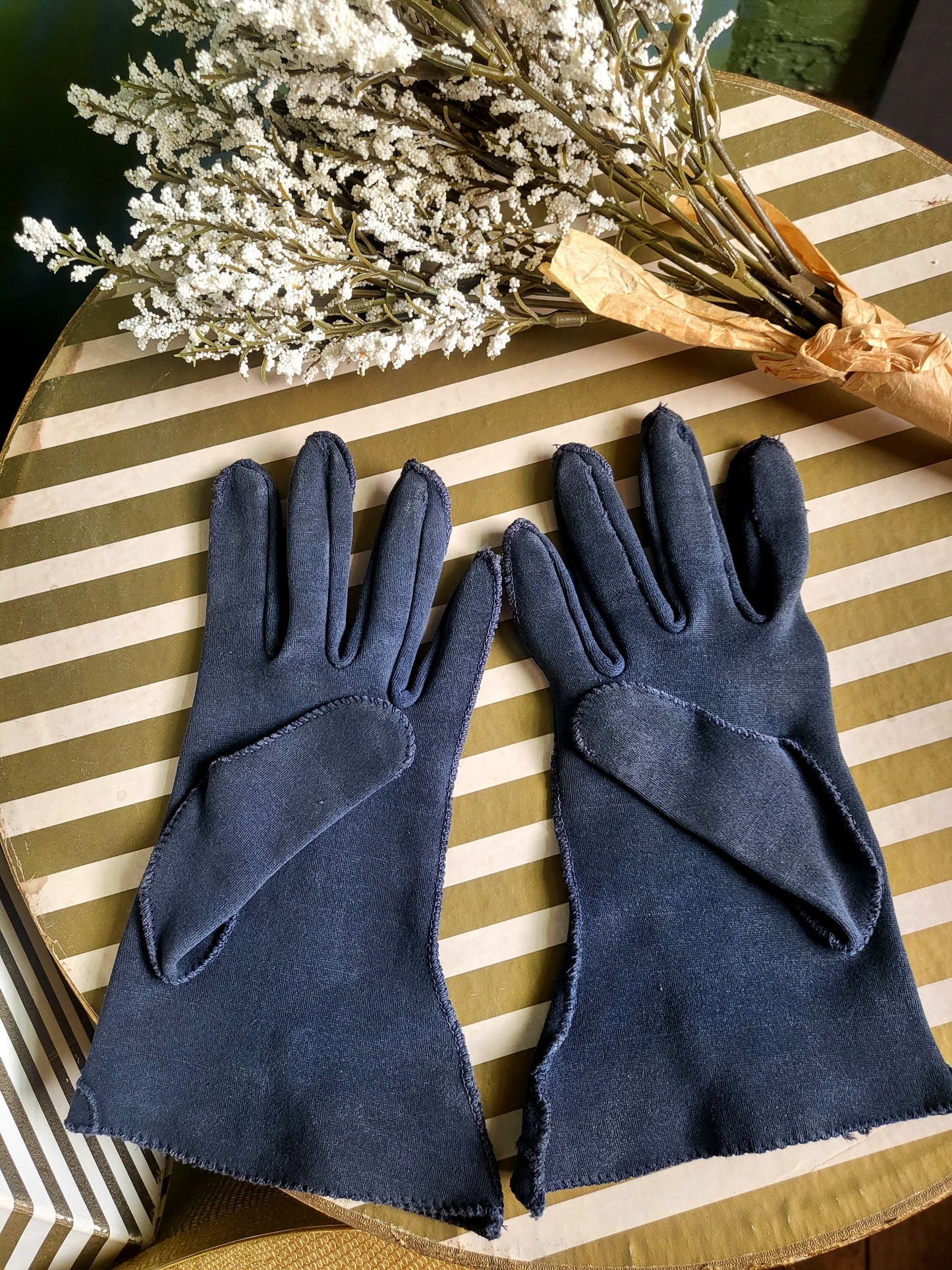 STYLE 3025 - Vintage 1950's-1960's "Lady Gay" Dark Navy Blue Gloves