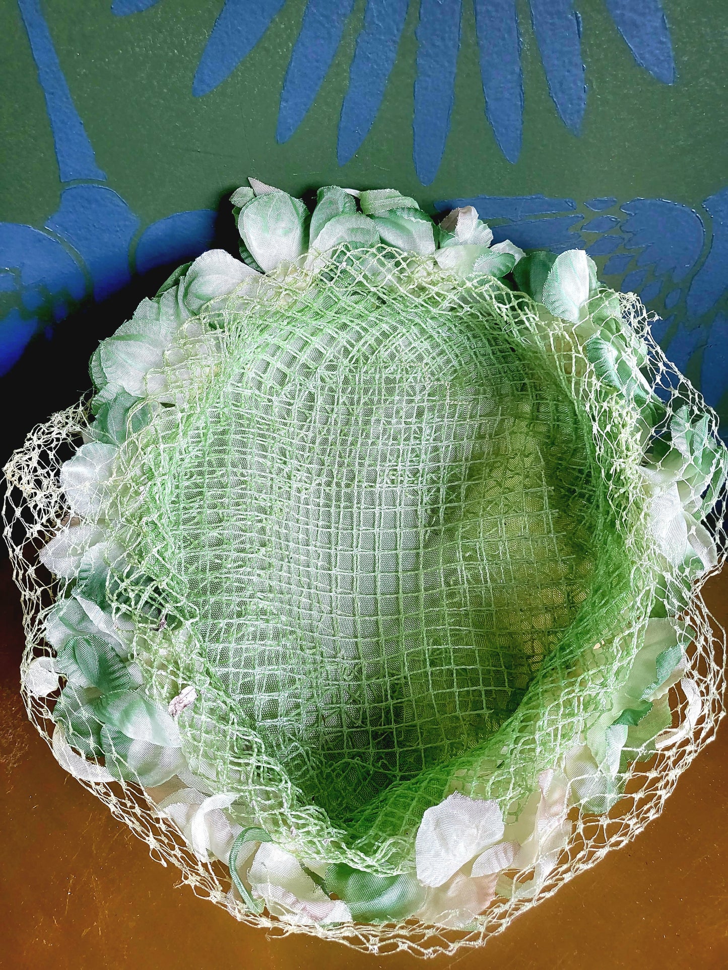 HAT4 - Vintage 1950s-1960s Lime Green Flower Trimmed Topper with Birdcage Veil