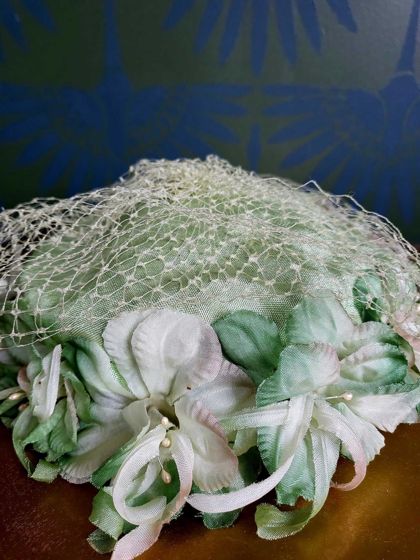 HAT4 - Vintage 1950s-1960s Lime Green Flower Trimmed Topper with Birdcage Veil