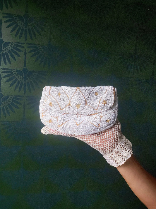 STYLE 2005 - Vintage 1930s Hand Beaded Palm Clutch - White and Peach