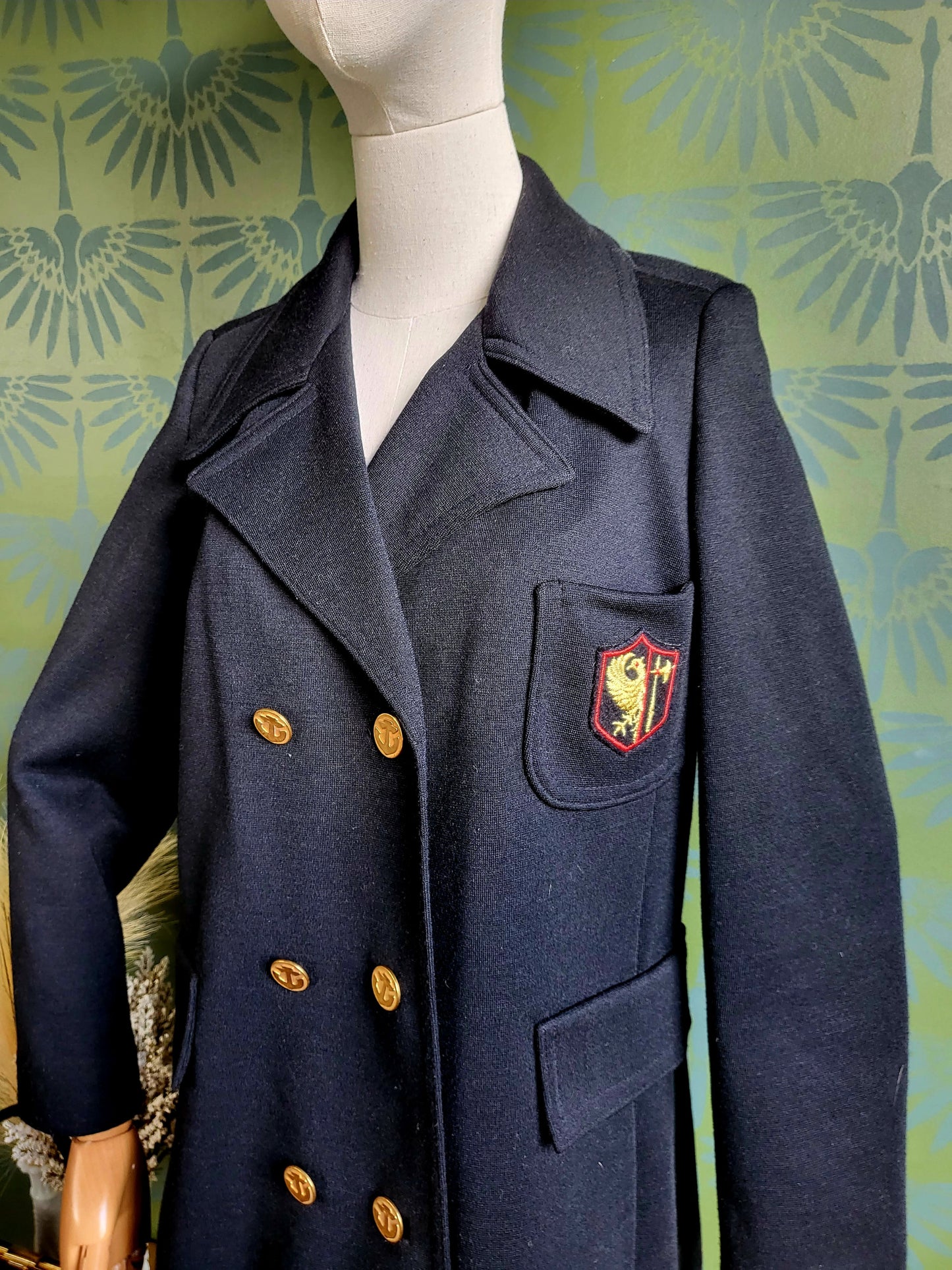 STYLE 8006 - Vintage "Carlton Deb" Navy Crested Blazer