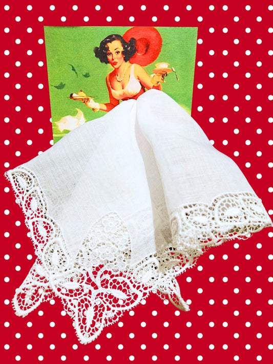 STYLE 3059 - Vintage Handkerchief Pinup Card